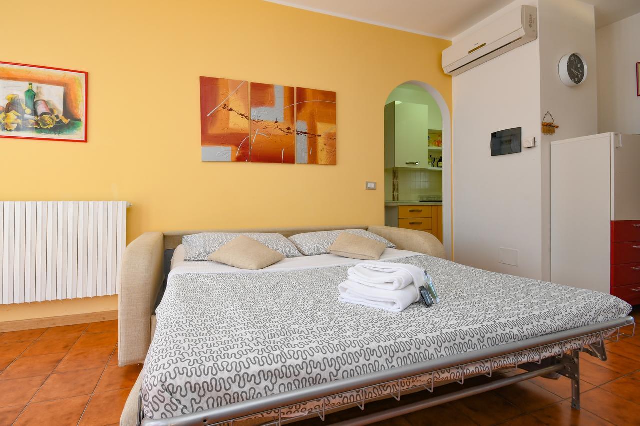 Sirmione Beach Apartment Exterior photo